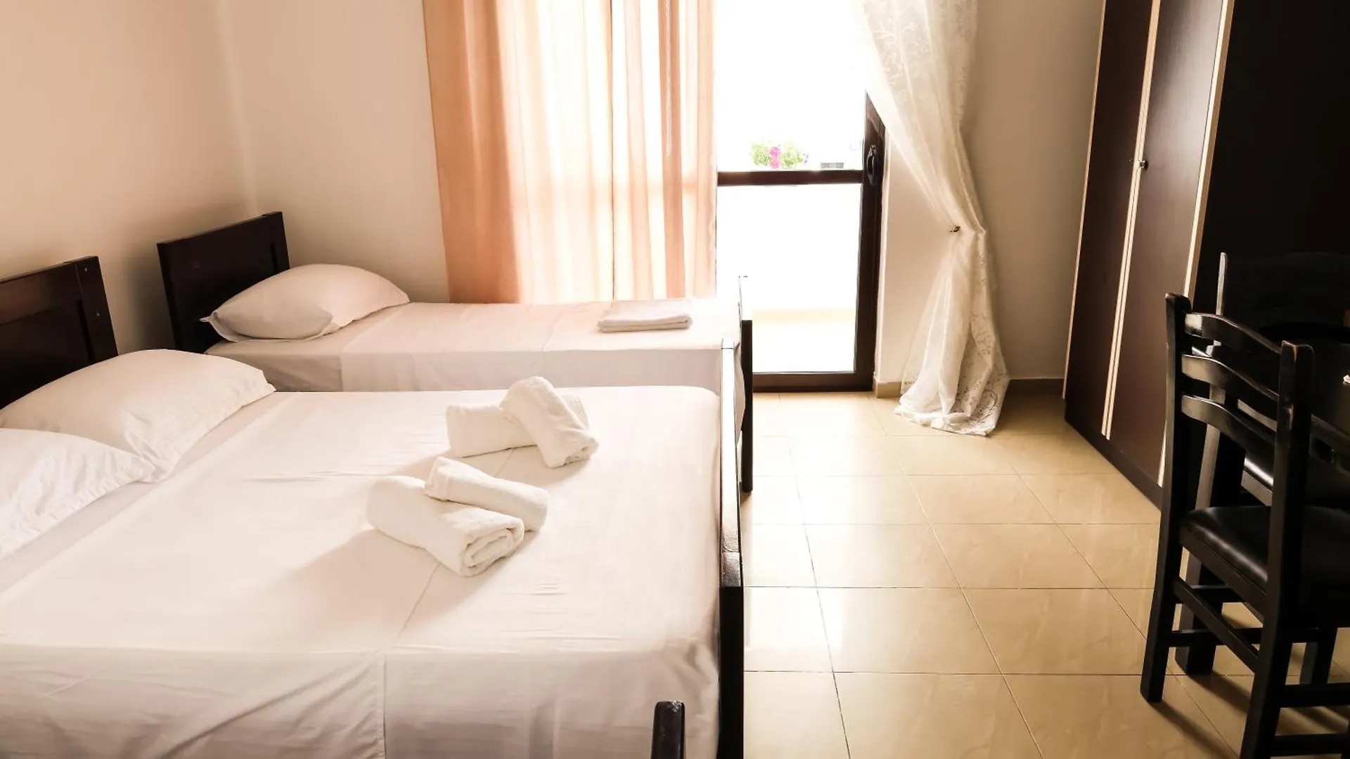 Homestay Vila Zhiti Durres Albania