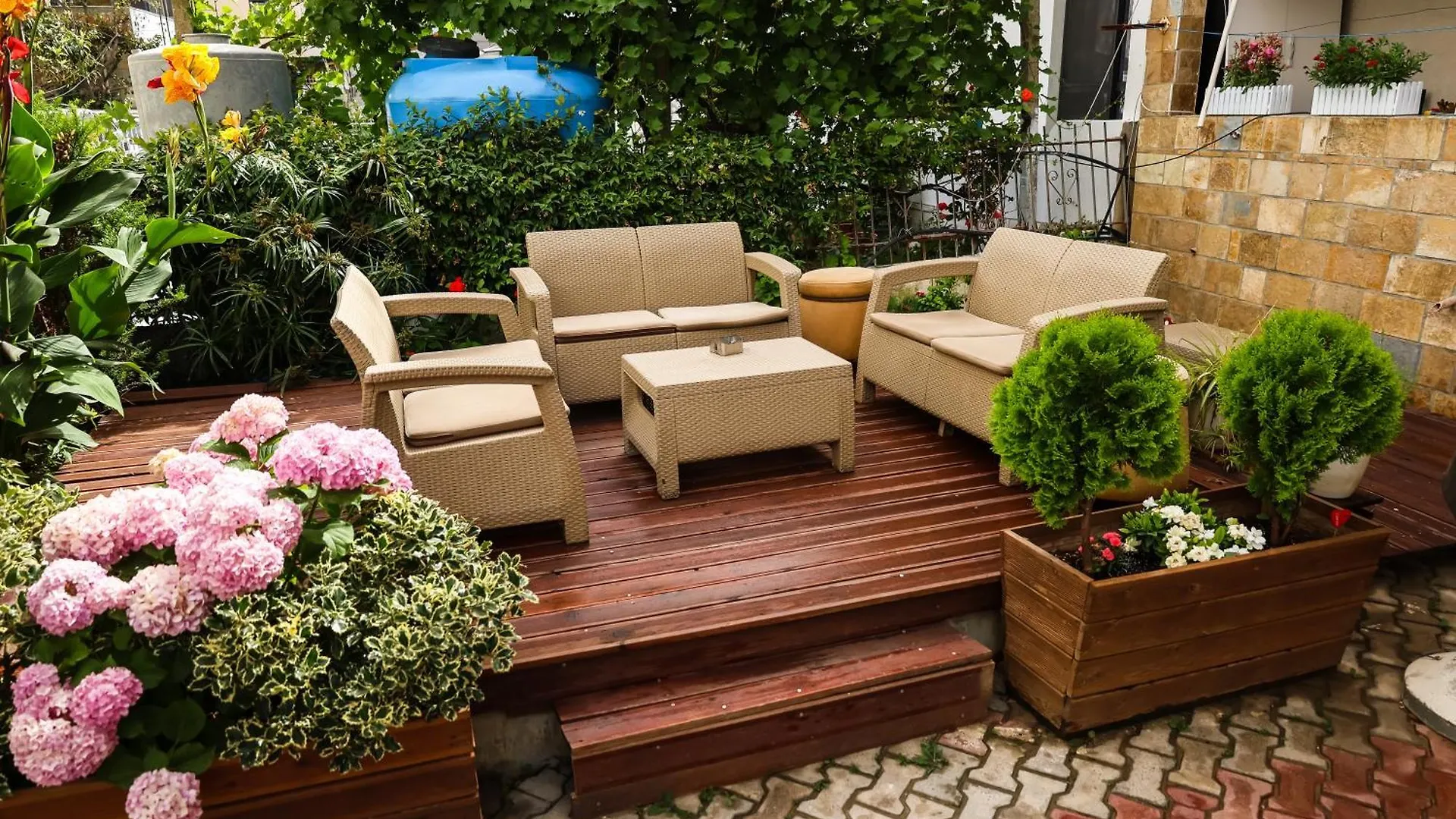Vila Zhiti Durres Homestay