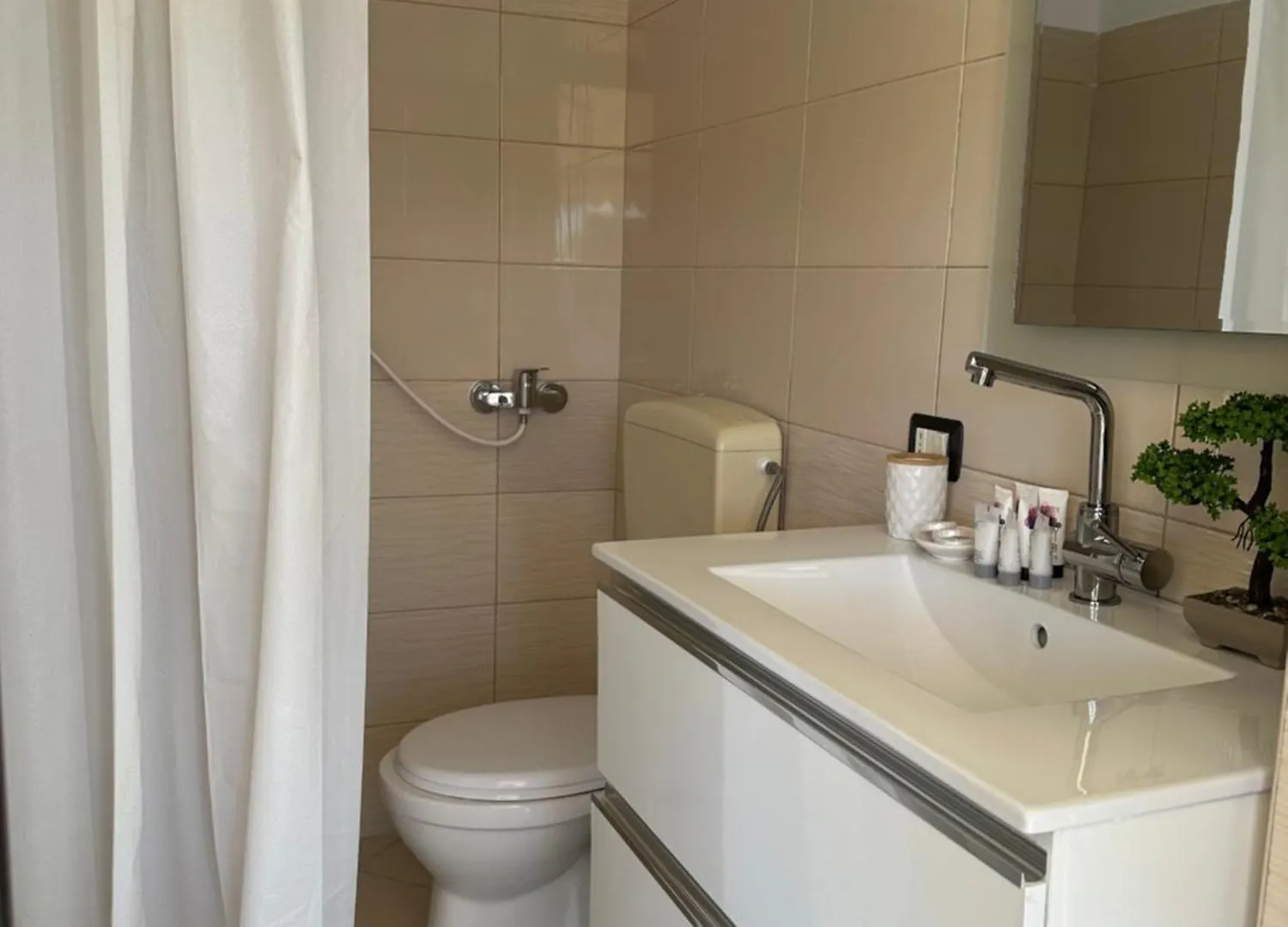 Homestay Vila Zhiti Durres