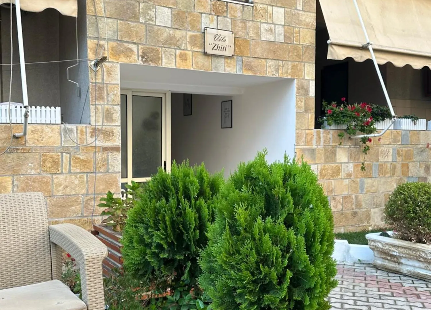 Vila Zhiti Durres Homestay